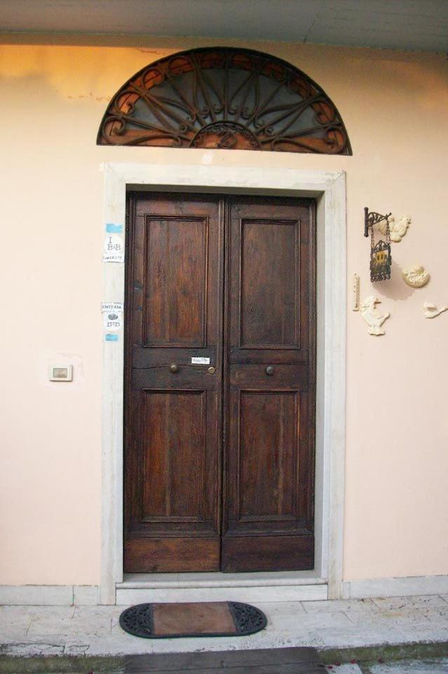 Bed&Breakfast Giardino Agritourist Controguerra ภายนอก รูปภาพ