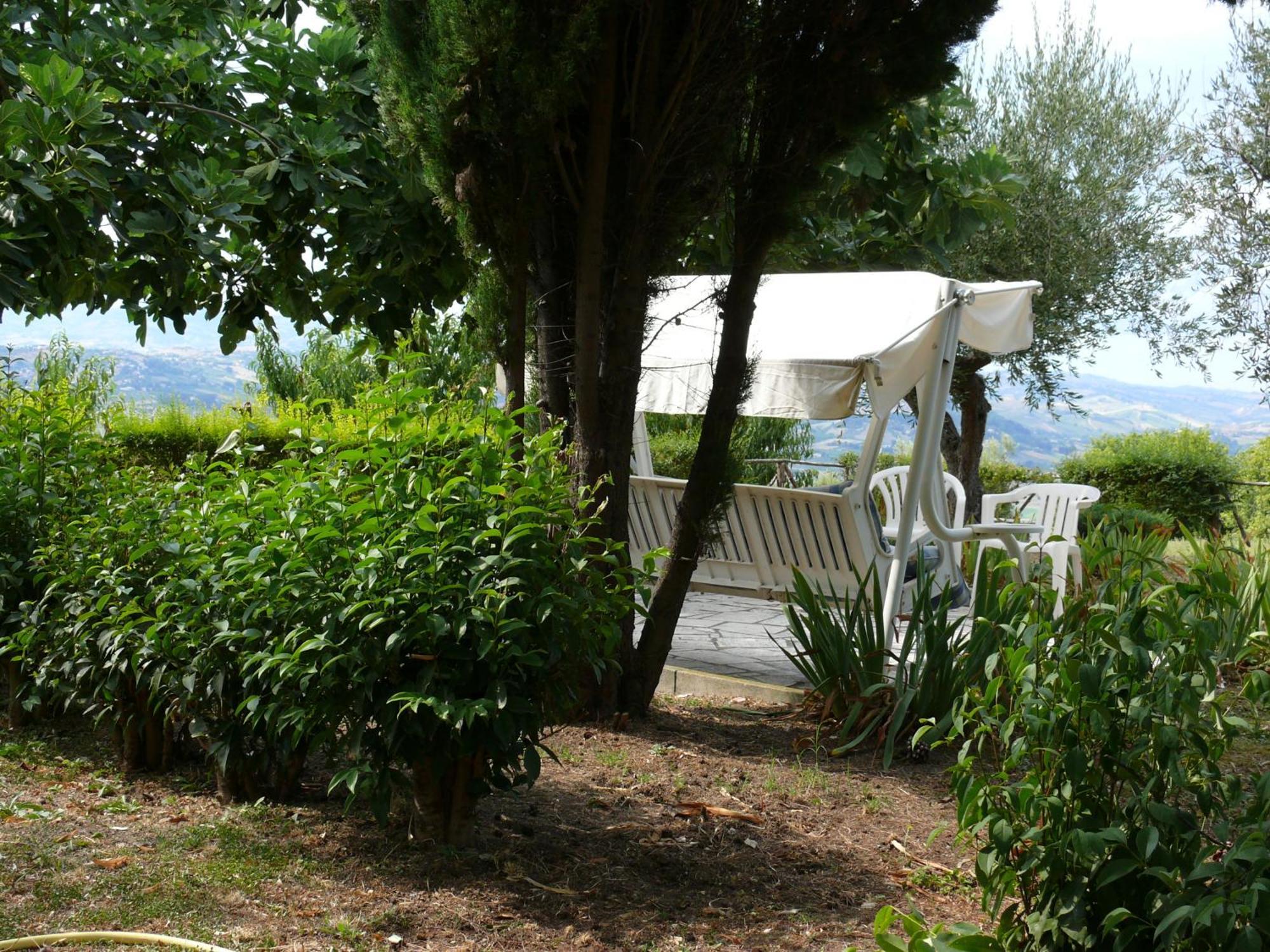Bed&Breakfast Giardino Agritourist Controguerra ภายนอก รูปภาพ